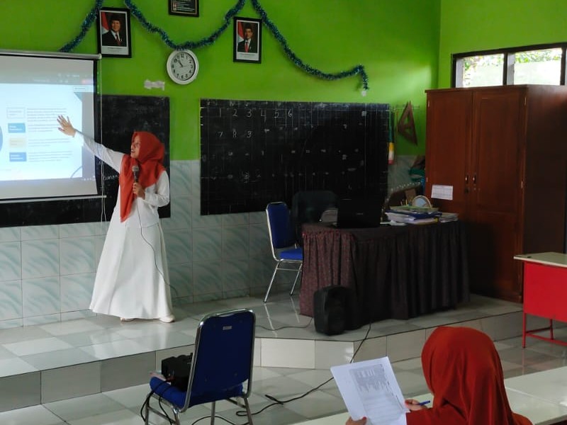 KOMUNITAS BELAJAR GURU